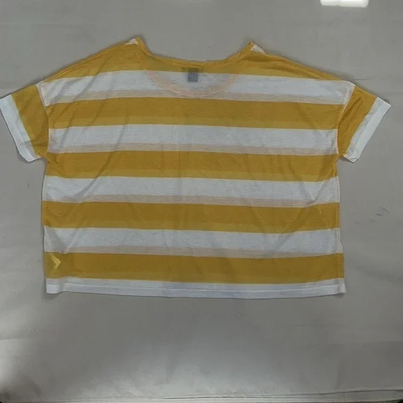 H&M Yellow and White Wide Striped Crop Top - Picture 9 of 12